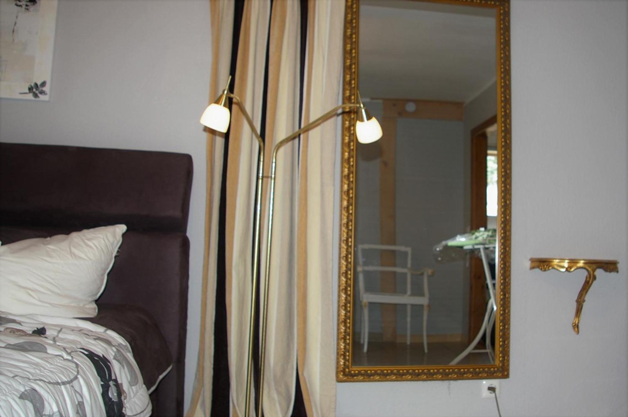 Kaiserhof Goldenbek Room photo