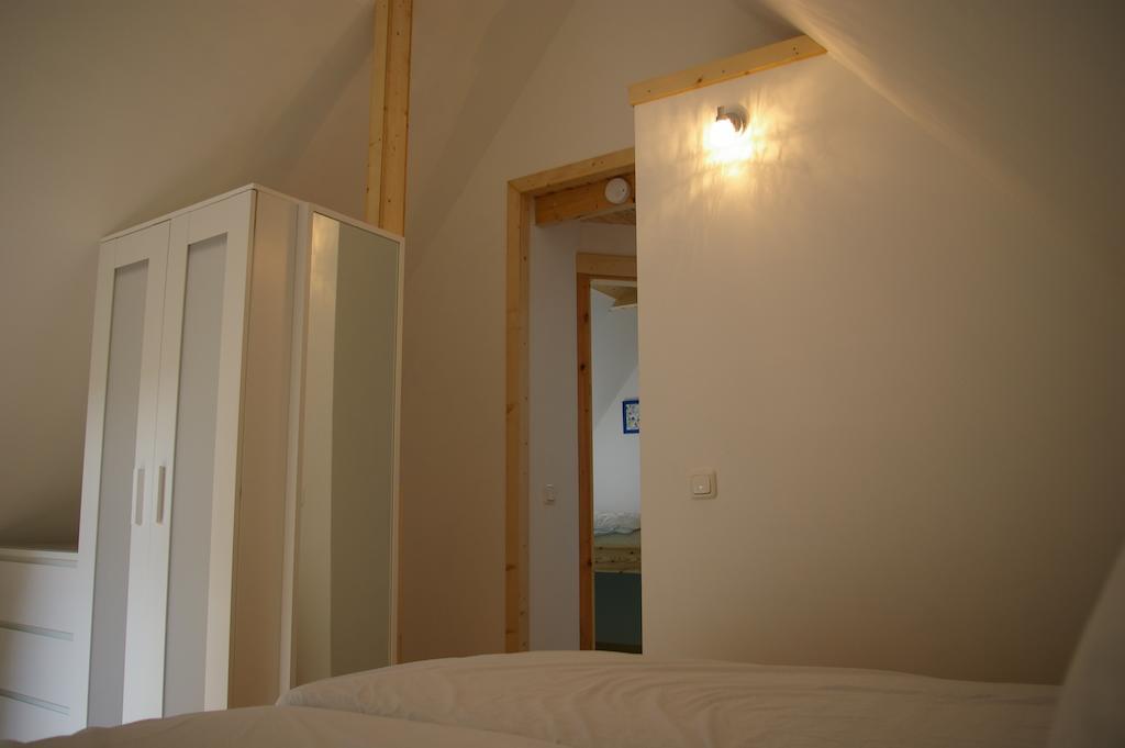 Kaiserhof Goldenbek Room photo